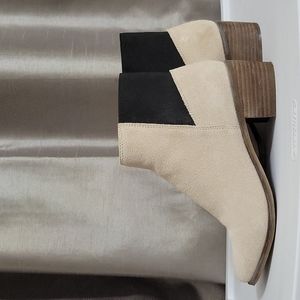 Dolce Vita,  Christy, Light Taupe Suede Boot, Size 6